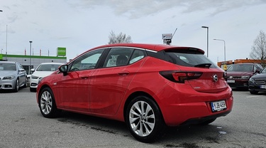 Opel Astra vaihtoauto