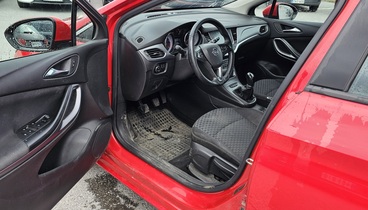 Opel Astra vaihtoauto