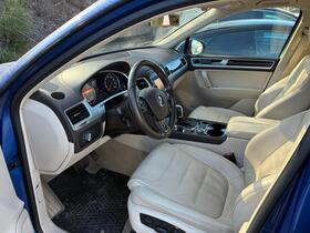 Volkswagen Touareg vaihtoauto