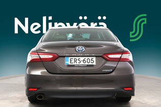 Toyota Camry vaihtoauto