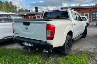 Nissan Navara vaihtoauto