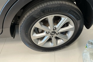 Kia Stonic vaihtoauto