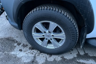 Toyota Hilux vaihtoauto