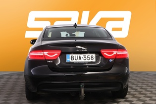 Jaguar XE vaihtoauto