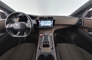 DS 7 vaihtoauto