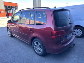Volkswagen Touran vaihtoauto