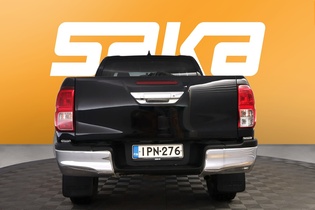 Toyota Hilux vaihtoauto