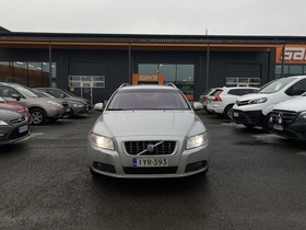 Volvo V70 vaihtoauto