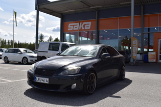 Lexus IS vaihtoauto
