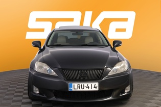 Lexus IS vaihtoauto