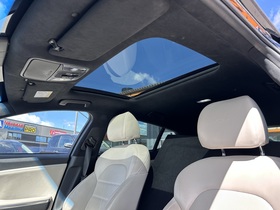 Kia Stinger vaihtoauto