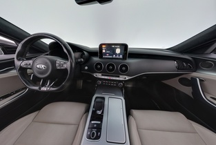 Kia Stinger vaihtoauto