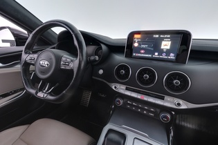 Kia Stinger vaihtoauto