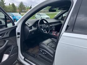 Audi Q7 vaihtoauto