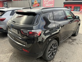 Jeep Compass vaihtoauto
