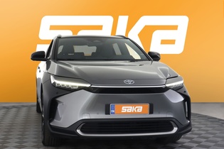 Toyota bZ4X vaihtoauto