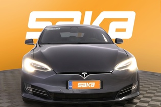 Tesla Model S vaihtoauto