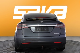 Tesla Model X vaihtoauto