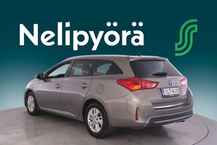 Toyota Auris vaihtoauto