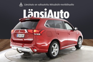 Mitsubishi Outlander PHEV vaihtoauto