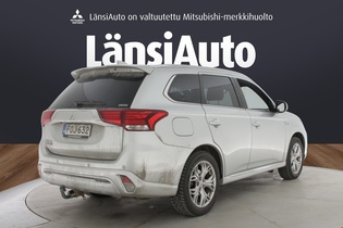 Mitsubishi Outlander PHEV vaihtoauto