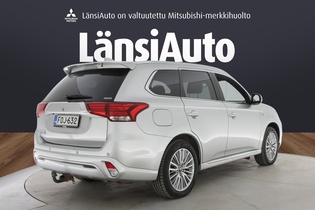 Mitsubishi Outlander PHEV vaihtoauto