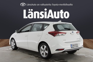 Toyota Auris vaihtoauto