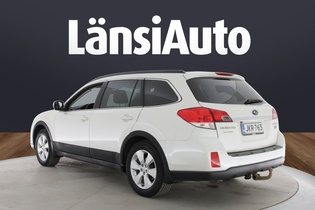 Subaru Outback vaihtoauto