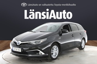 Toyota Auris vaihtoauto
