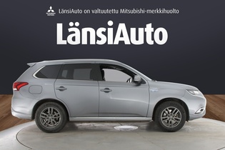 Mitsubishi Outlander PHEV vaihtoauto