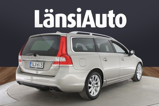 Volvo V70 vaihtoauto