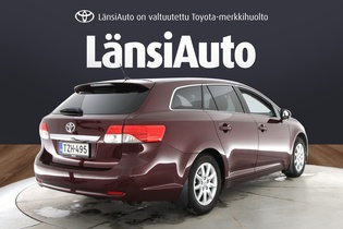 Toyota Avensis vaihtoauto