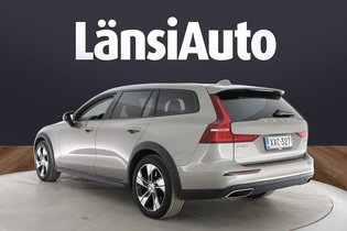 Volvo V60 Cross Country vaihtoauto