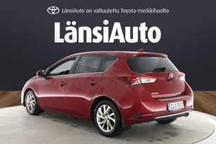 Toyota Auris vaihtoauto