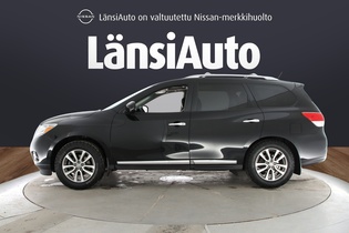 Nissan Pathfinder vaihtoauto