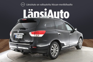 Nissan Pathfinder vaihtoauto