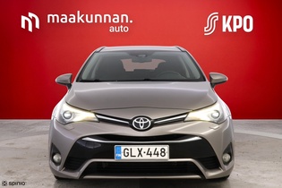 Toyota Avensis vaihtoauto