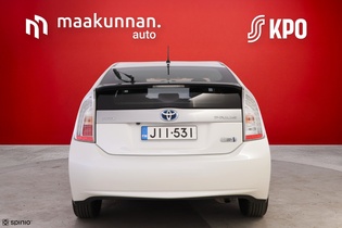 Toyota Prius PHEV vaihtoauto