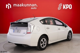 Toyota Prius PHEV vaihtoauto