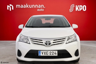 Toyota Avensis vaihtoauto