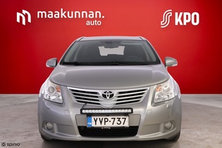 Toyota Avensis vaihtoauto