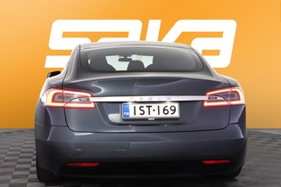 Tesla Model S vaihtoauto