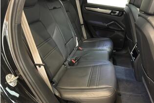 Porsche Cayenne vaihtoauto