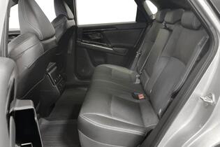 Toyota bZ4X vaihtoauto