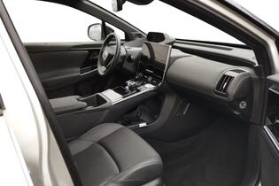 Toyota bZ4X vaihtoauto