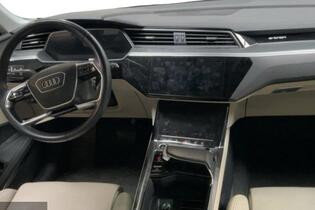 Audi e-tron vaihtoauto