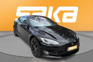 Tesla Model S vaihtoauto