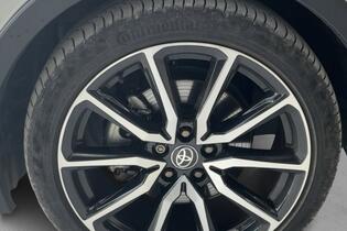 Toyota C-HR vaihtoauto
