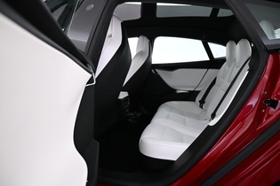 Tesla Model S vaihtoauto