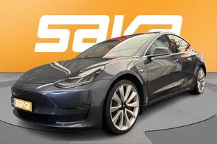 Tesla Model 3 vaihtoauto